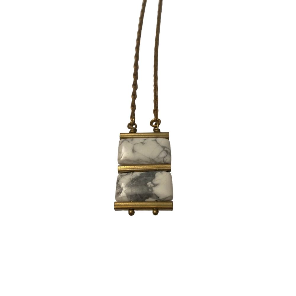 MICHELLE STARBUCK signed Brass Chain Howlite Stone Gray White Vintage